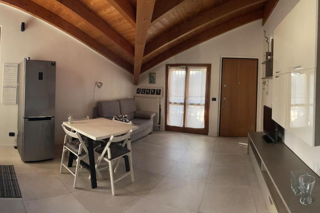 Malu Subway 4 Min Walk Apartment